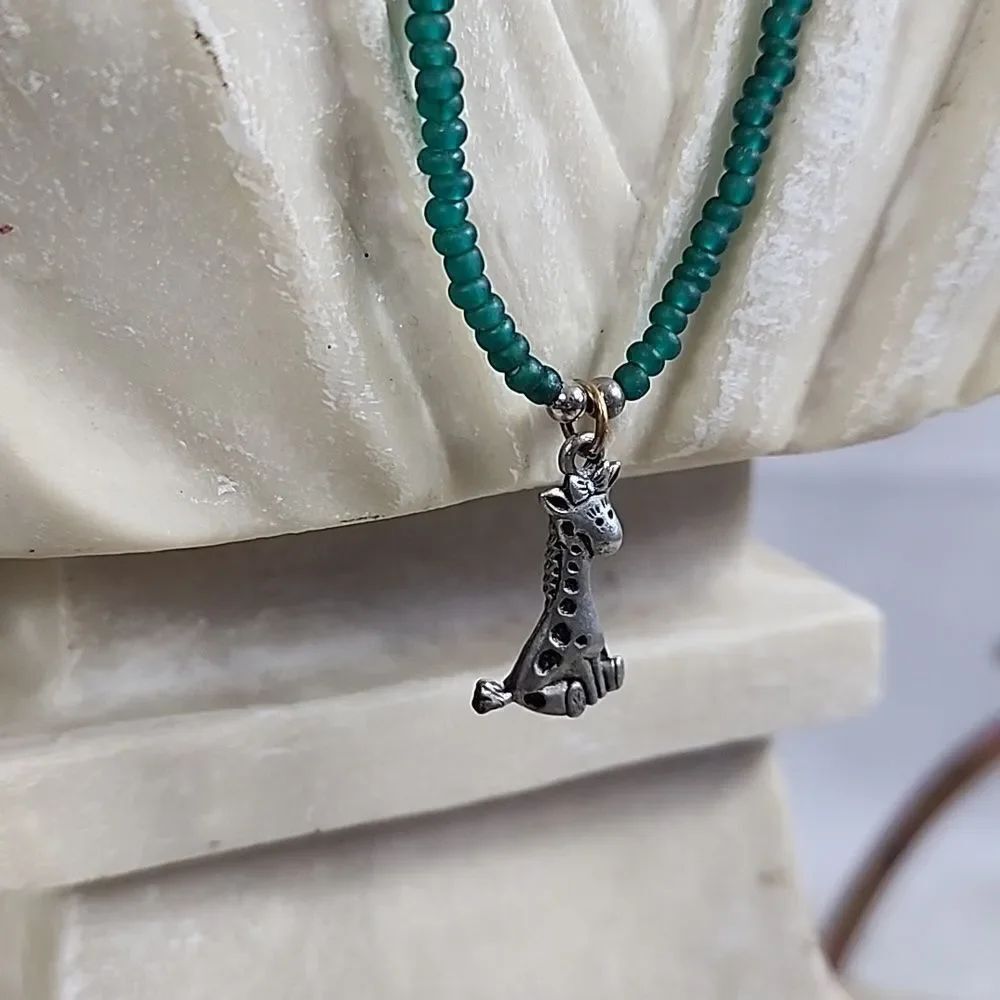 Giraffe Necklace with Toggle close - Picture 2 of 8